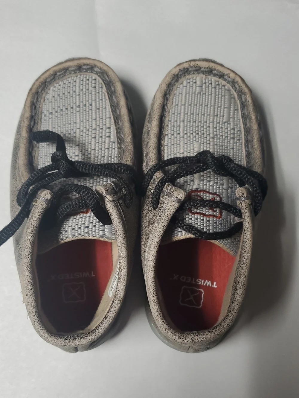 Kids Twisted X Grey Leather Chukka Driving Moccasin Shoes Size 8 Comfort